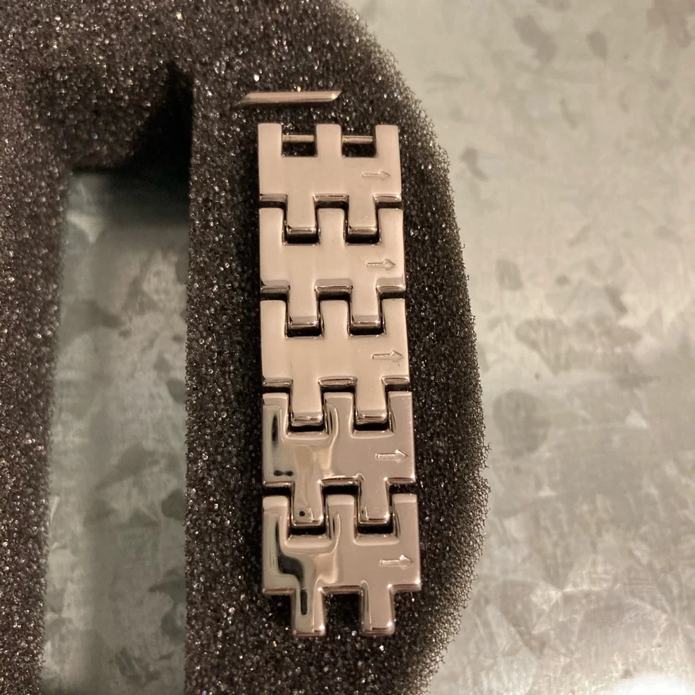 Fossil Snoopy Limited Edition Watch - Picture 6 of 15